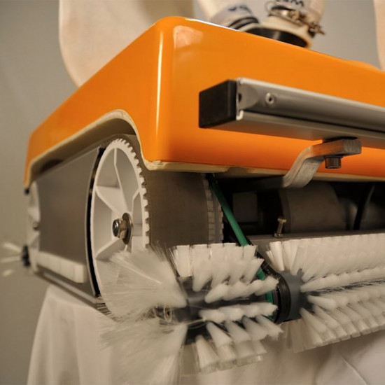 Automatic Robotic Commercial Swimming Pool Cleaner WEDA B600