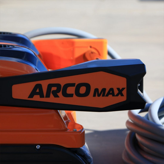 Vacuum cleaner for public pool with ZODIAC ARCO MAX app for bottom, walls and water line