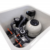 Ready-to-use box / filtration set with piping, control, heat pump and cl/pH dosing for pools up to 30m3 EXCLUSIVE