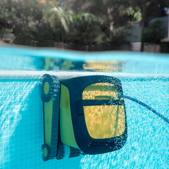 Odkurzacz z aplikacją do basenów publicznych Dolphin WAVE 90i