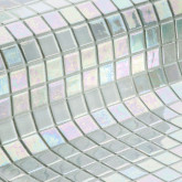 Ezarri glass pool mosaic, IRIDESCENT series, colour PERLA EZARRI