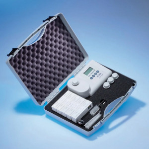 Pool photometer free chlorine, total chlorine and pH MD200 LOVIBOND