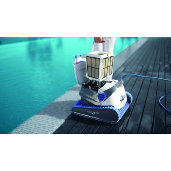 DOLPHIN S300i pool vacuum cleaner with app bottom, walls water line