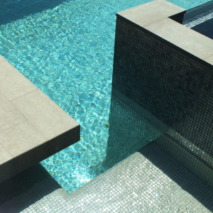Pool glass mosaic Metal series, colour INOX EZARRI 2