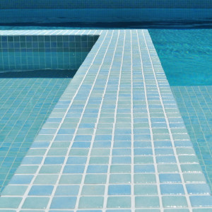 Glass pool mosaic, Anti series, colour 2518-B R2 EZARRI 2