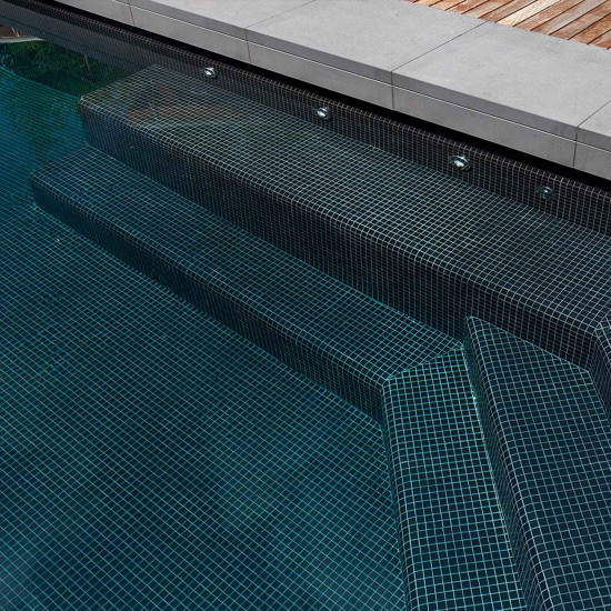 Glass pool mosaic, series Lisa, colour 2530-D EZARRI