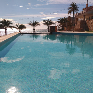 Glass pool mosaic, Niebla series, colour 2521-B EZARRI 2