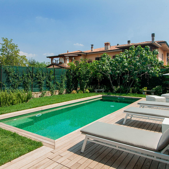 Pool glass mosaic, Niebla series, colour 2585-B EZARRI