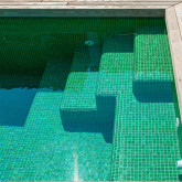Pool glass mosaic, Niebla series, colour 2585-B EZARRI