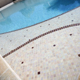 Glass pool mosaic Anti series, colour COBRE EZARRI