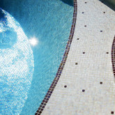 Glass pool mosaic Anti series, colour COBRE EZARRI