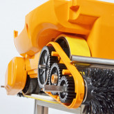 Dolphin WAVE 300 XL pool vacuum cleaner with remote control cleans bottom